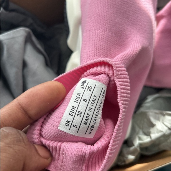 Balenciaga speed trainers size 8 - Picture 6 of 6